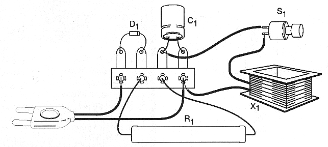 Figura 2 - Montaje en un puente de terminales.
Figura 2 - Montaje en un puente de terminales.