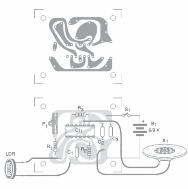 Figura 2 - Placa de circuito impreso y montaje de la alarma.
Figura 2 - Placa de circuito impreso y montaje de la alarma.